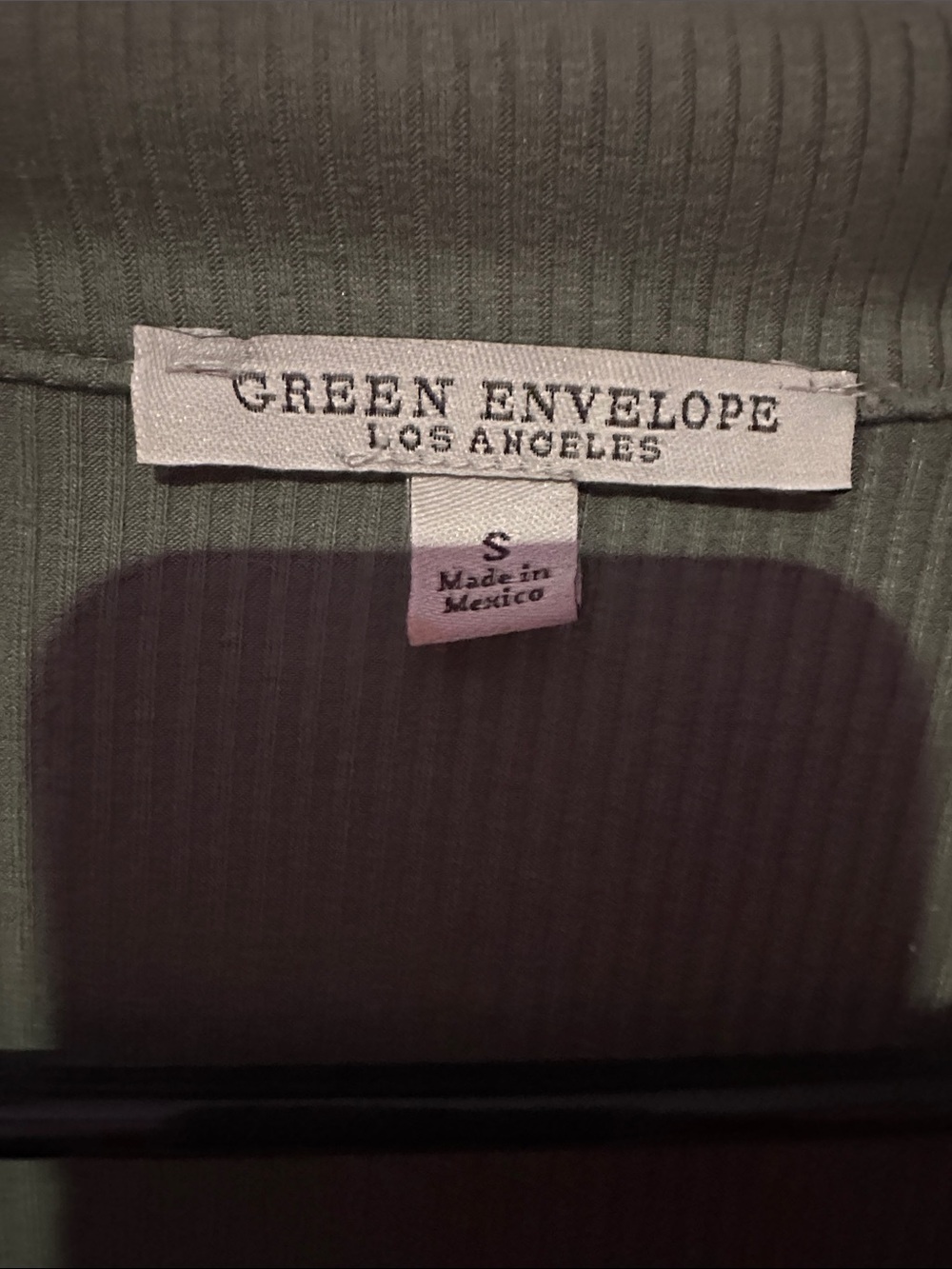 Green Envelope Olive Ribbed Button-Front Shirt - Picture 4 of 4